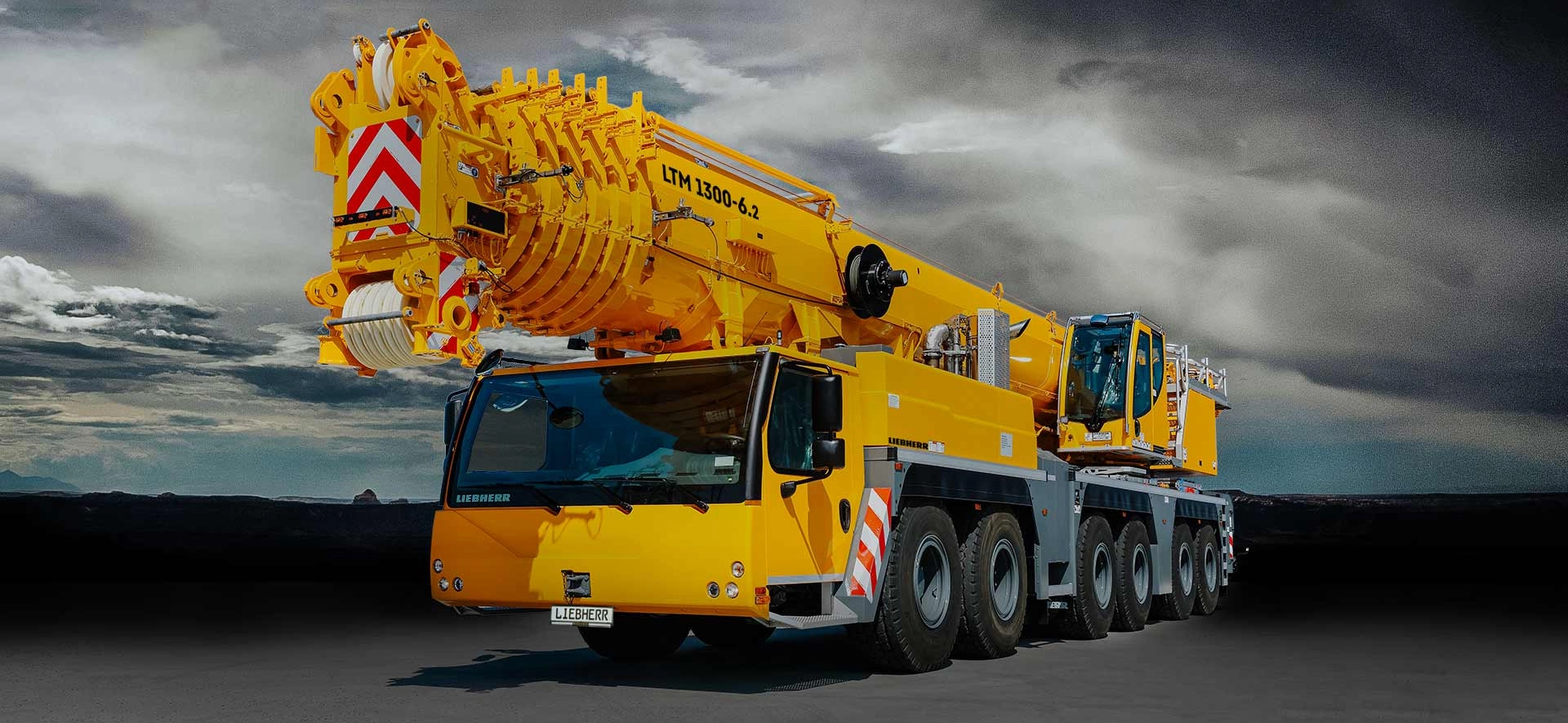300 t Liebherr LTM 1300